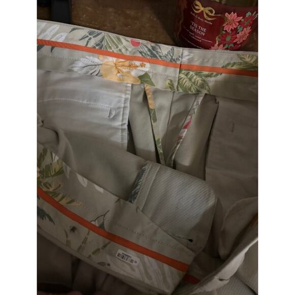 Tommy Bahama Mens Pants Trousers Tan Beige 100% Cotton 38X32 Flat Front - Picture 6 of 7